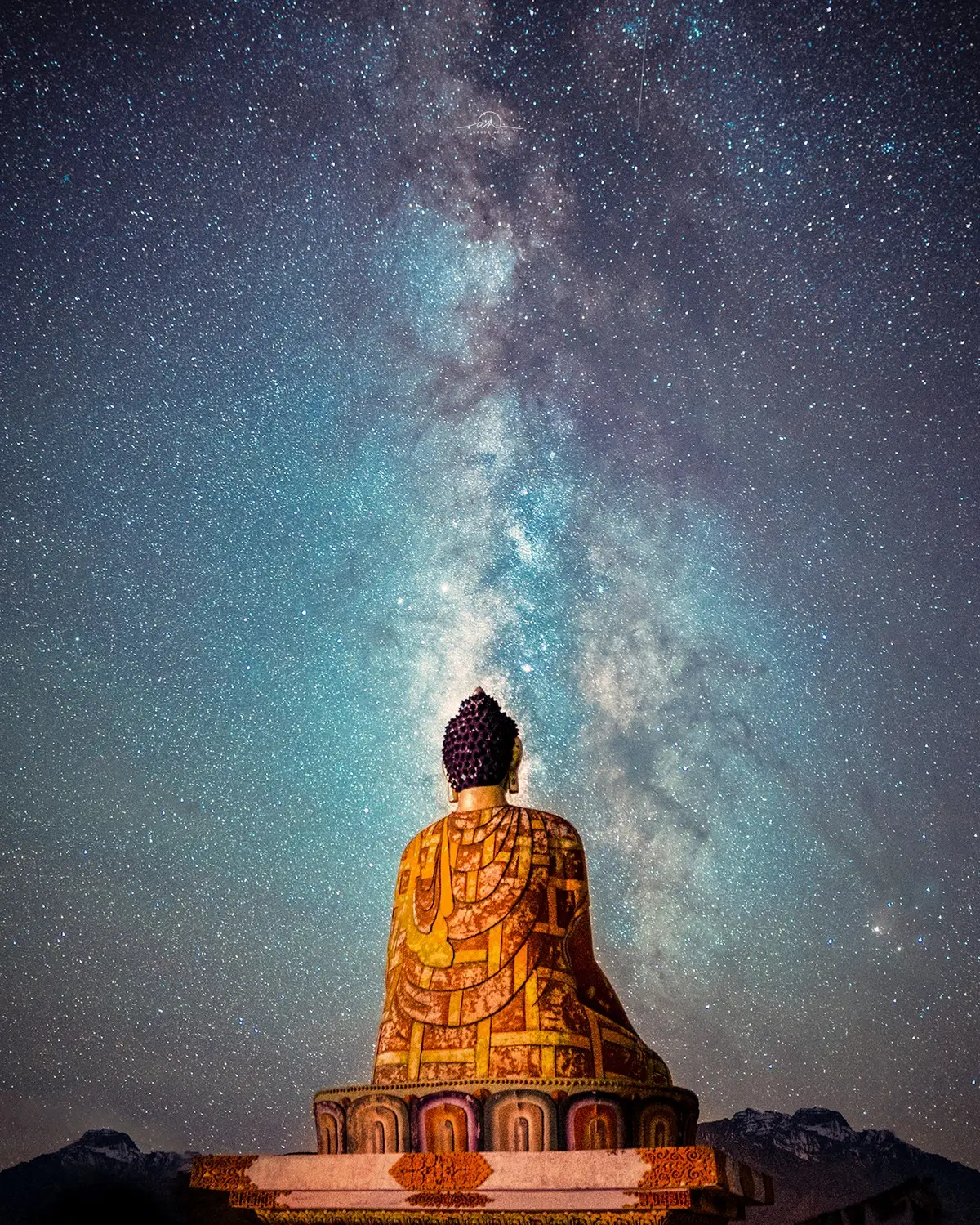 6. Buddha at langza unde the milkyway